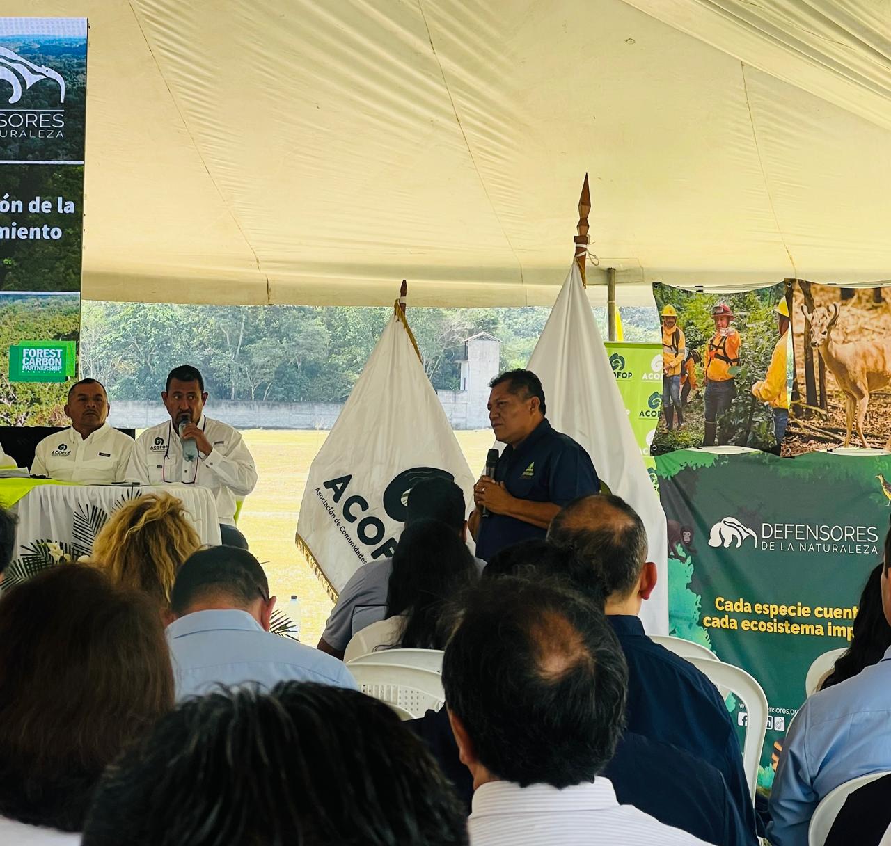 Tras años de cuidado del bosque, llega el reconocimiento a las comunidades de Petén, Guatemala